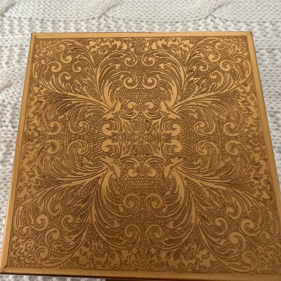 Vintage Antique Old Beauty Powder Mirror Makeup Compact Floral Ornate Design - Picture 4 of 6